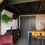 Onder De Molen Apartman *